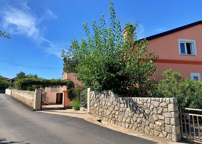 Apartments Beach Pensionat 3*