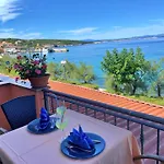 Apartments Beach 3* Сило