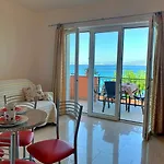 Apartments Beach Konukevi 3*