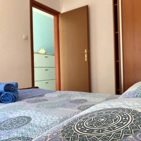 Apartments Beach 게스트하우스 실로