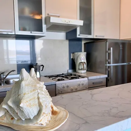 Apartments Beach 게스트하우스 실로