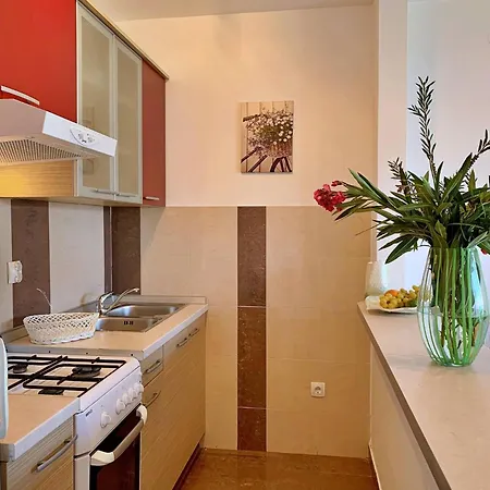 Apartments Beach 게스트하우스 실로