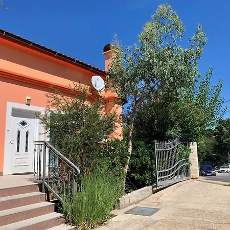 Guest house Apartments Beach